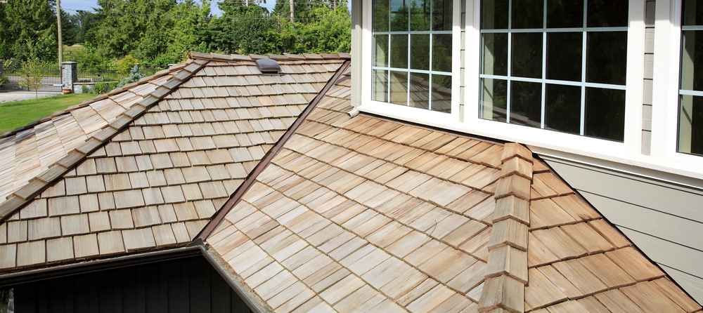 5 Benefits Of Installing A Cedar Roof Material